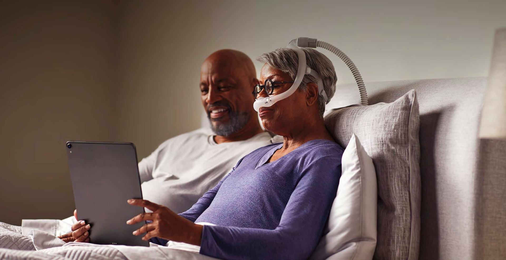 Pacientes con mascarilla nasal para CPAP DreamWear UTN (Philips)